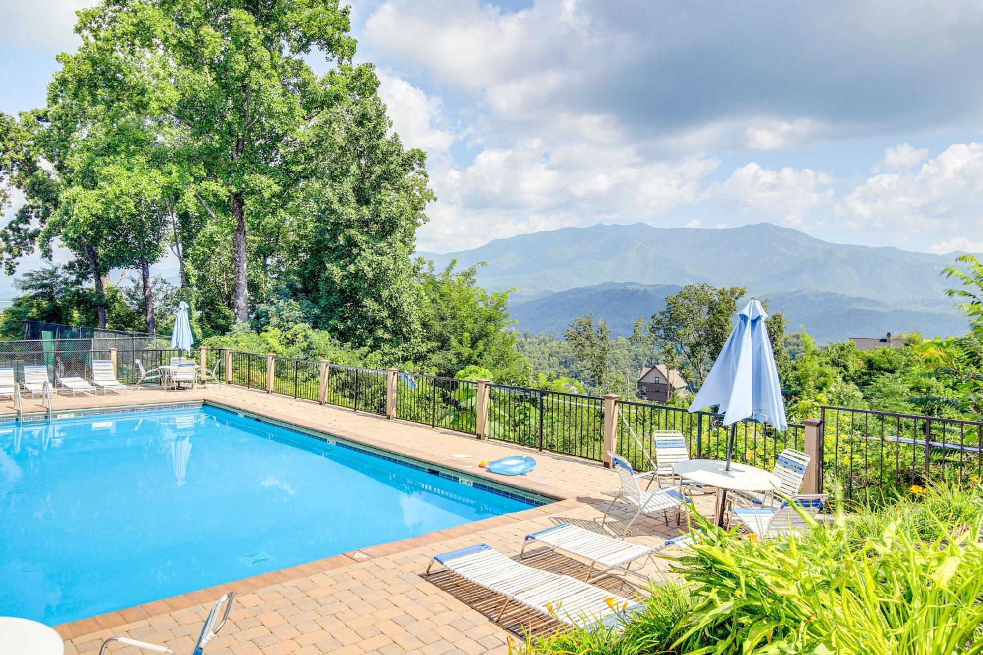 Gatlinburg Vacation Rental Balcony With Hot Tub! Exteriér fotografie